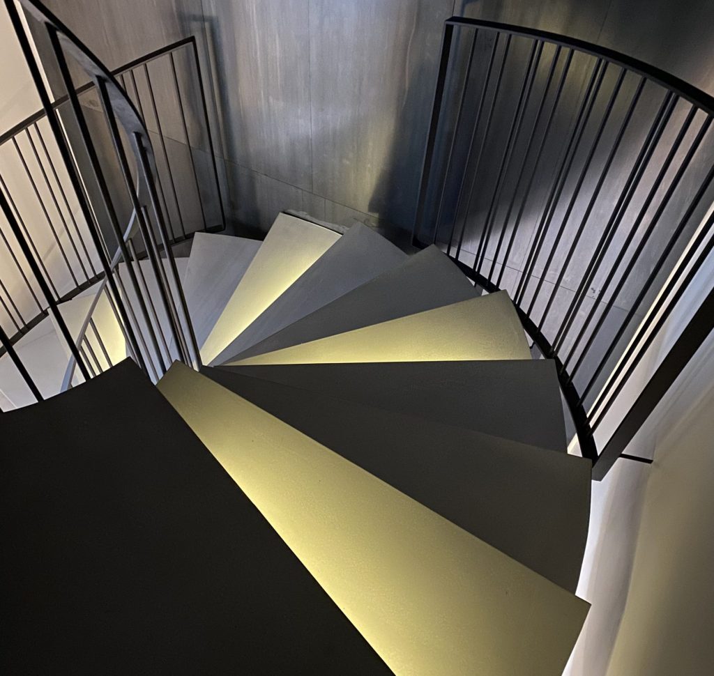 Treppe Wohnhaus Düsseldorf Microbeton